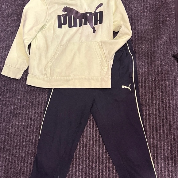 Puma  Neon Green Hoodie and Black Track Pants Kids size S (8) - Picture 4 of 11